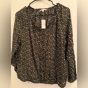 Brand New Maurice’s womens blouse size large ditzy floral
